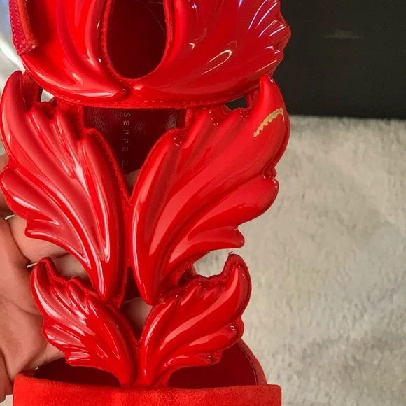 Giuseppe Zanotti Red Sculpted Heels - Picture 5 of 5